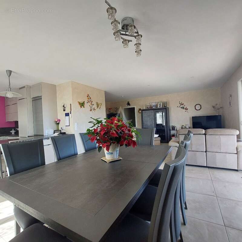 Maison à TRELISSAC