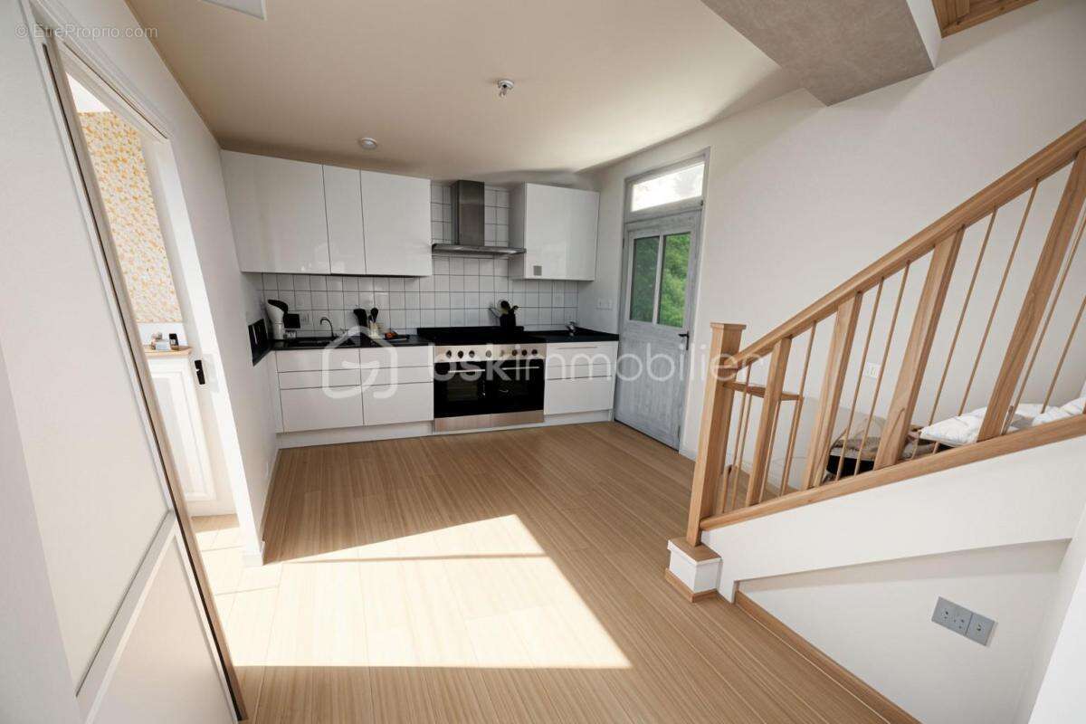 Maison à ARGENTON-SUR-CREUSE