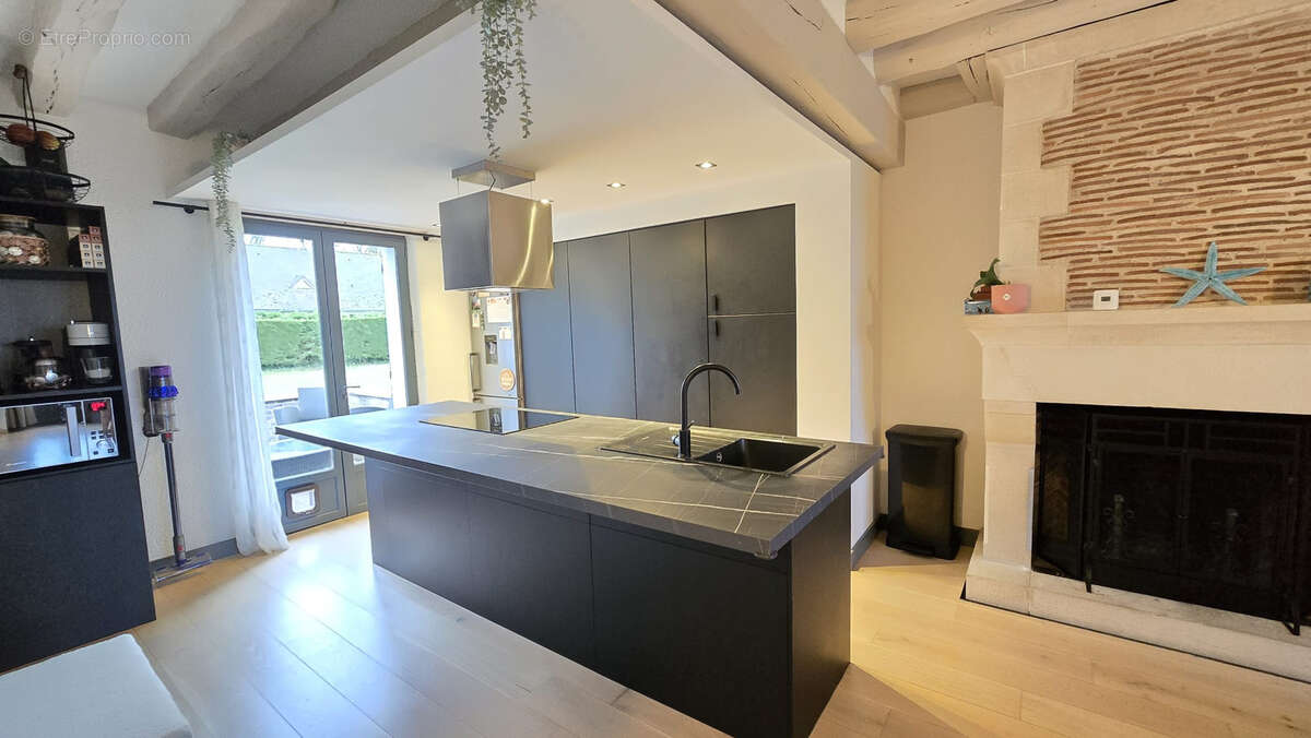 Appartement 111m2 au sol qui se vit comme une maison - terrasse - jardin - parking - photo 3