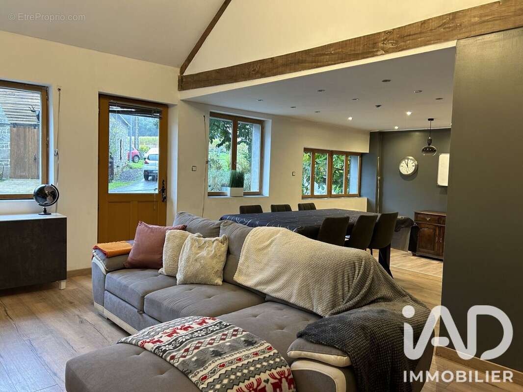 Maison 379 m² à Melrand  - photo 7