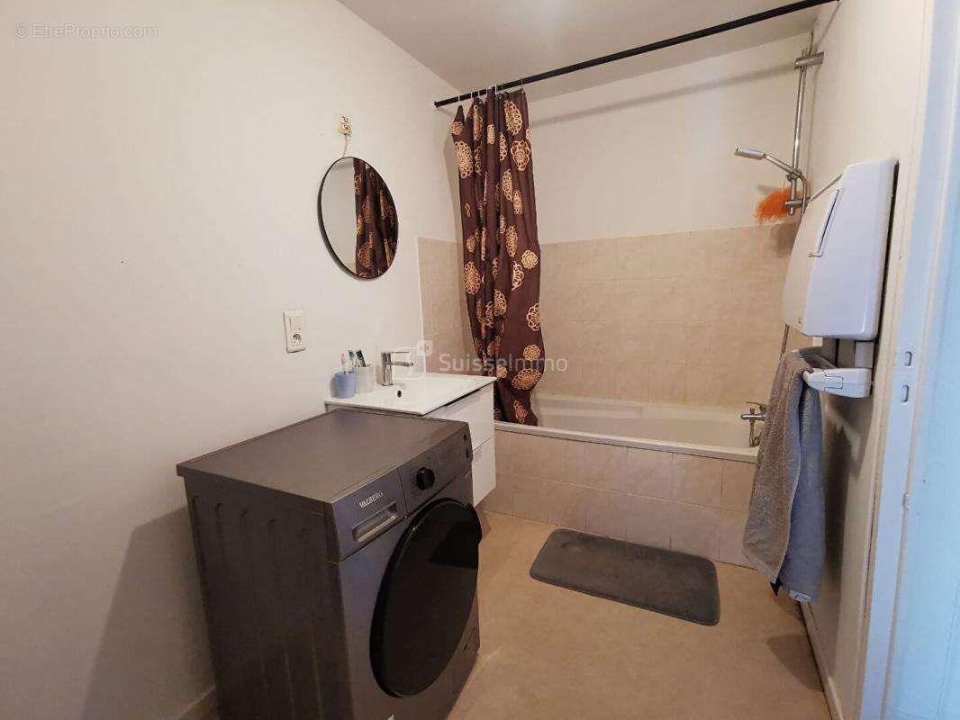 Appartement à SAINTE-SUZANNE