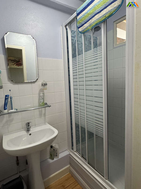 Maison 138 m² à Sauveterre-De-Bearn  - photo 9