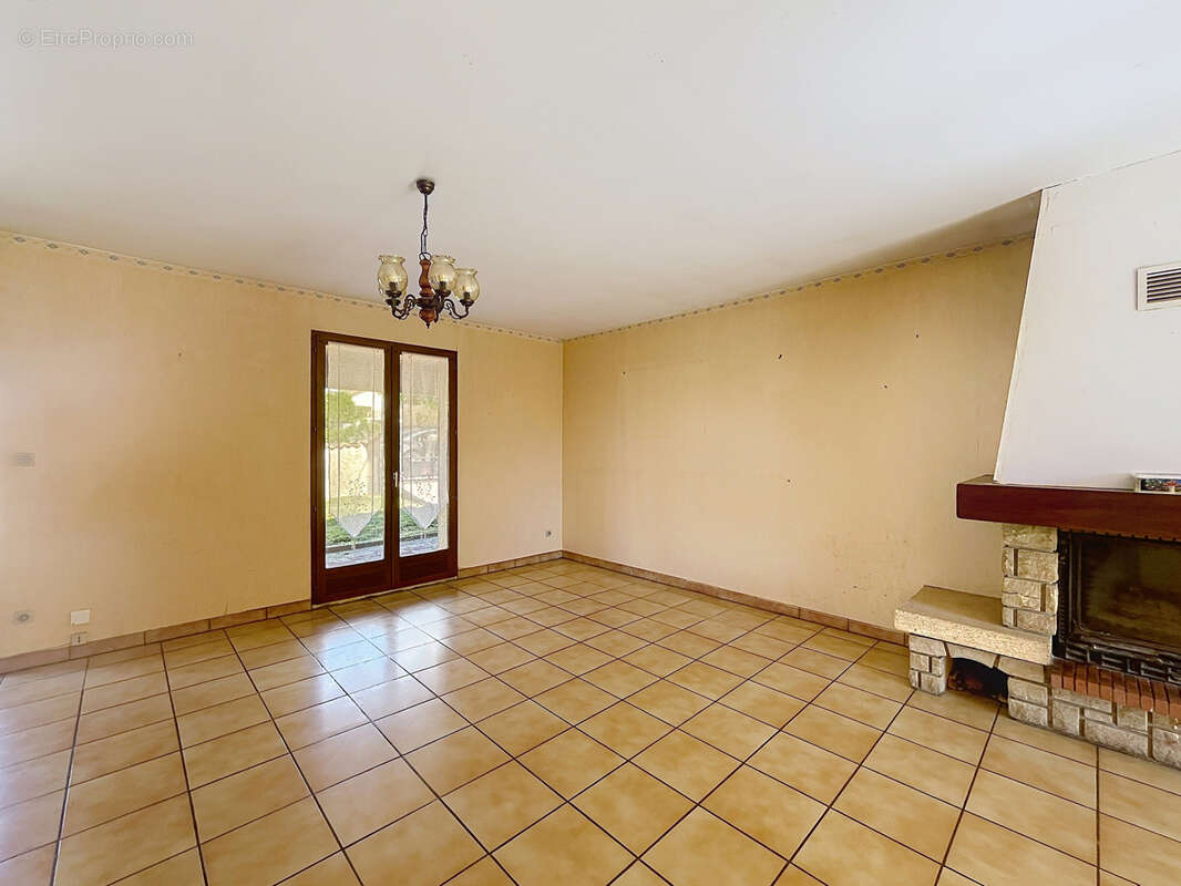 Maison à COMMERCY