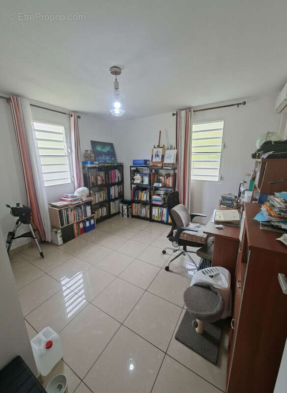 Opportunités à saisir !!! Appartement Schoelcher 3 pièce(s) 74 m2 - photo 5