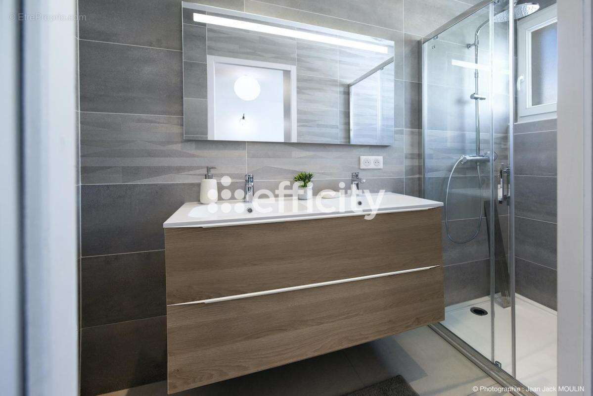 Maison à LE POULIGUEN