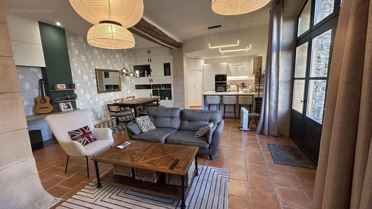 Appartement à LAMBESC