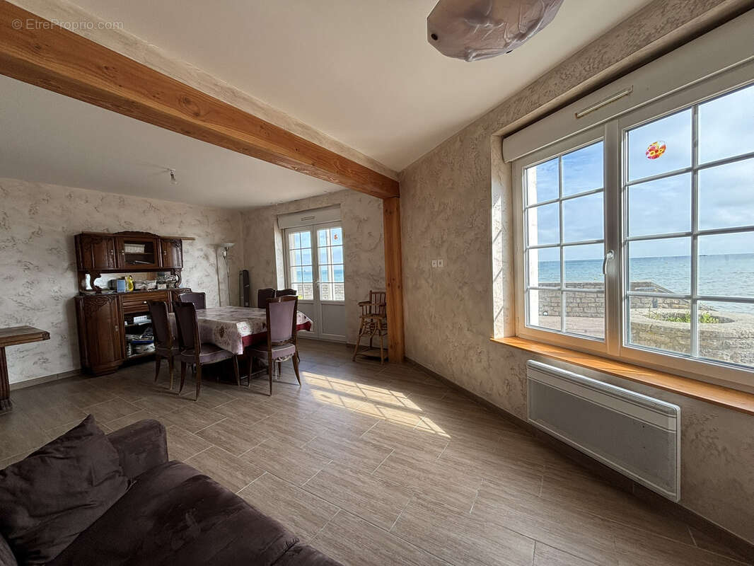 Maison à ARROMANCHES-LES-BAINS