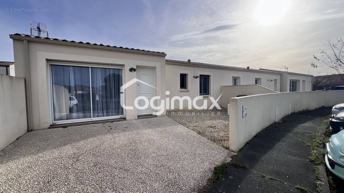 Maison à SAINT-XANDRE