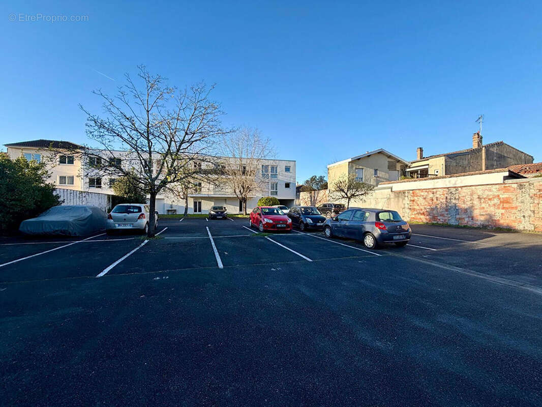 Parking à TALENCE