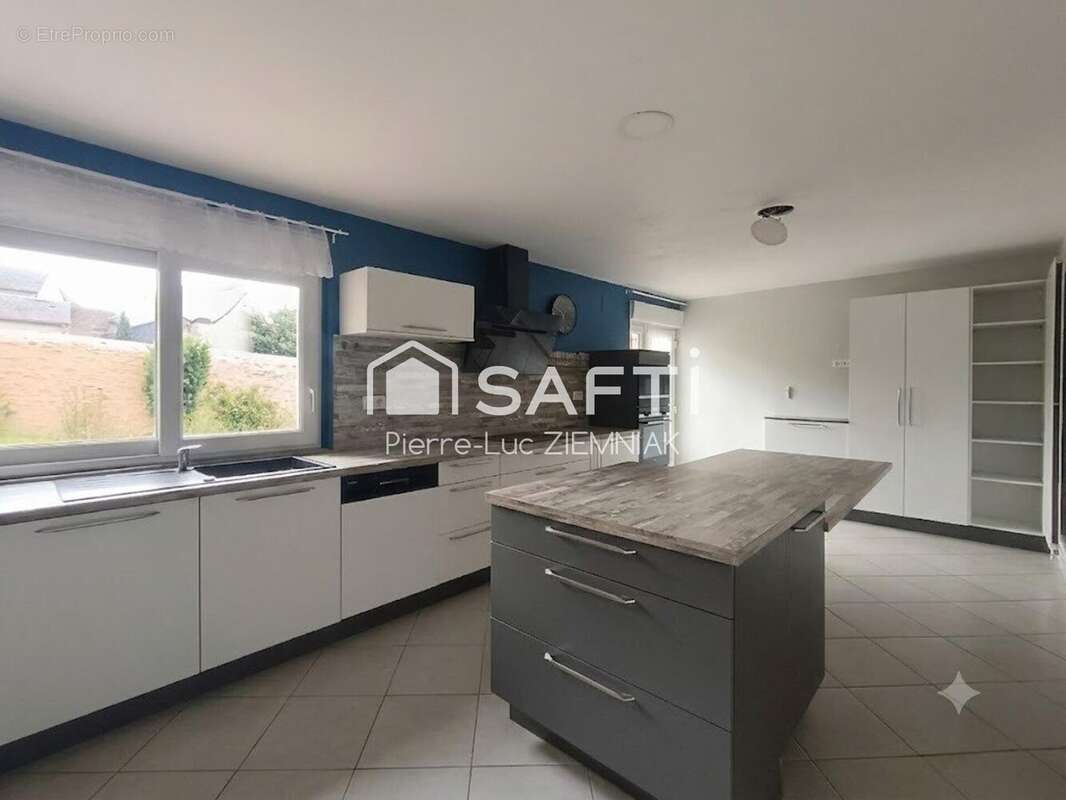 Maison 150 m² à Grez-En-Bouere  - photo 2
