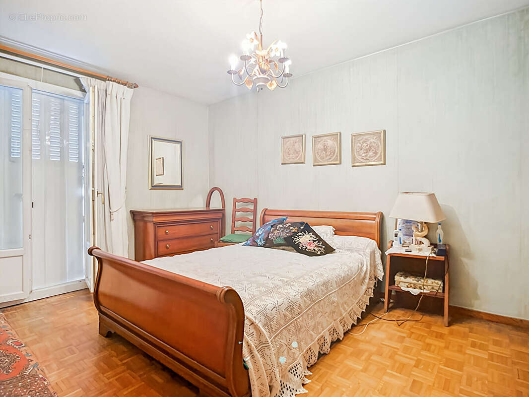 Appartement à MARSEILLE-13E