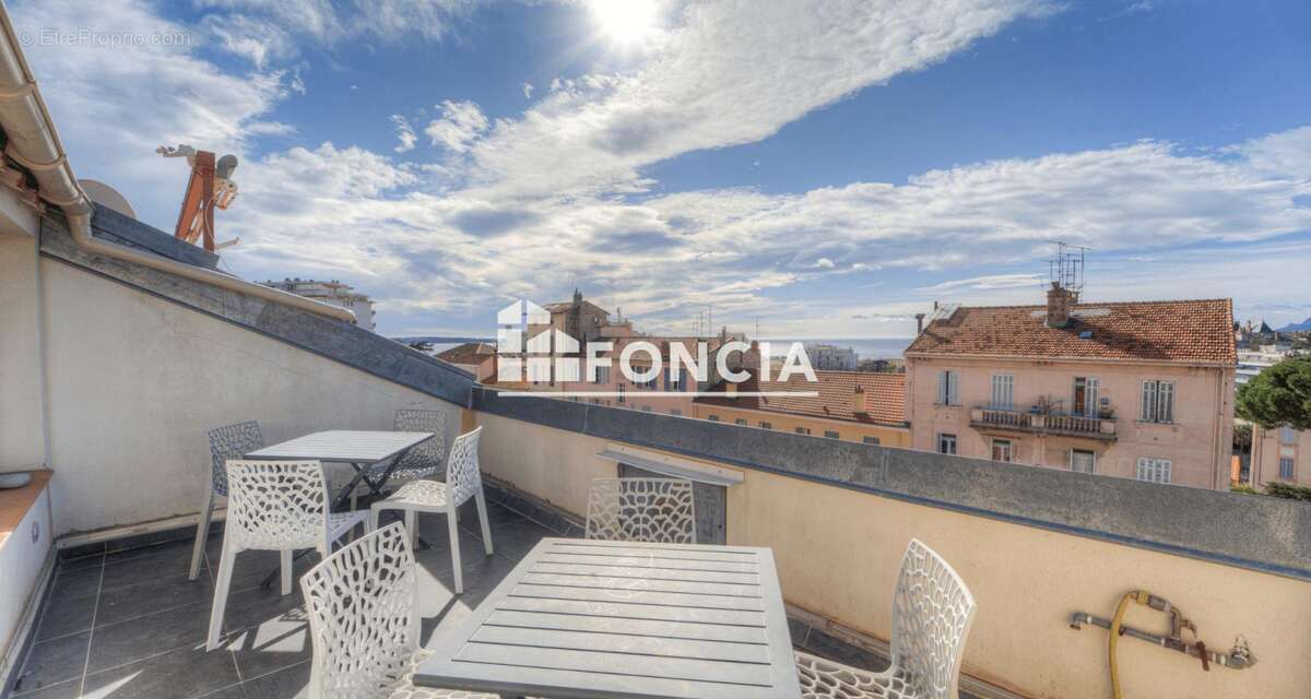 Appartement à CANNES