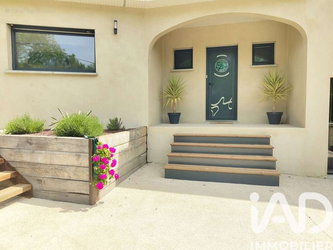 Photo 5 - Maison à SAINT-MARTIN-LA-PLAINE