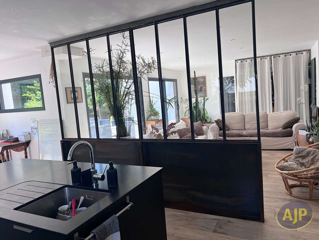 Maison Surzur 6 pièce(s) 150 m2 - photo 4