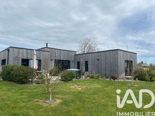 Maison 160 m² à Valletot  - photo 2