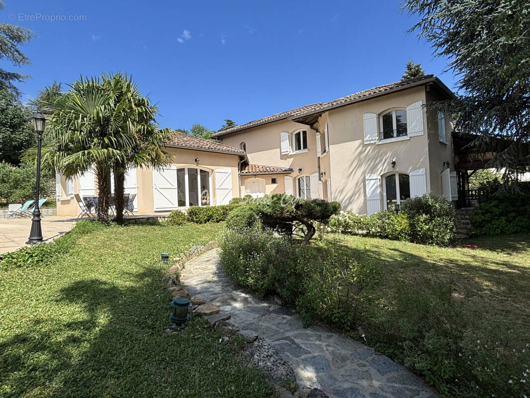 Maison à SAINT-DIDIER-AU-MONT-D'OR