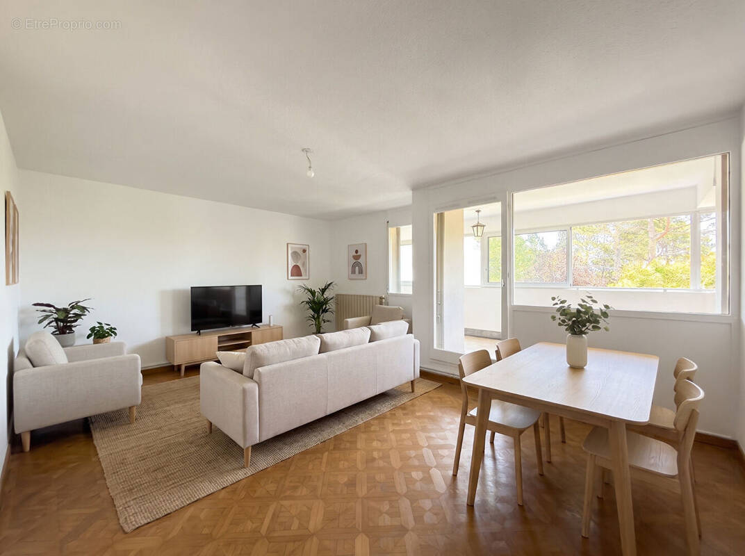 Appartement à AIX-EN-PROVENCE