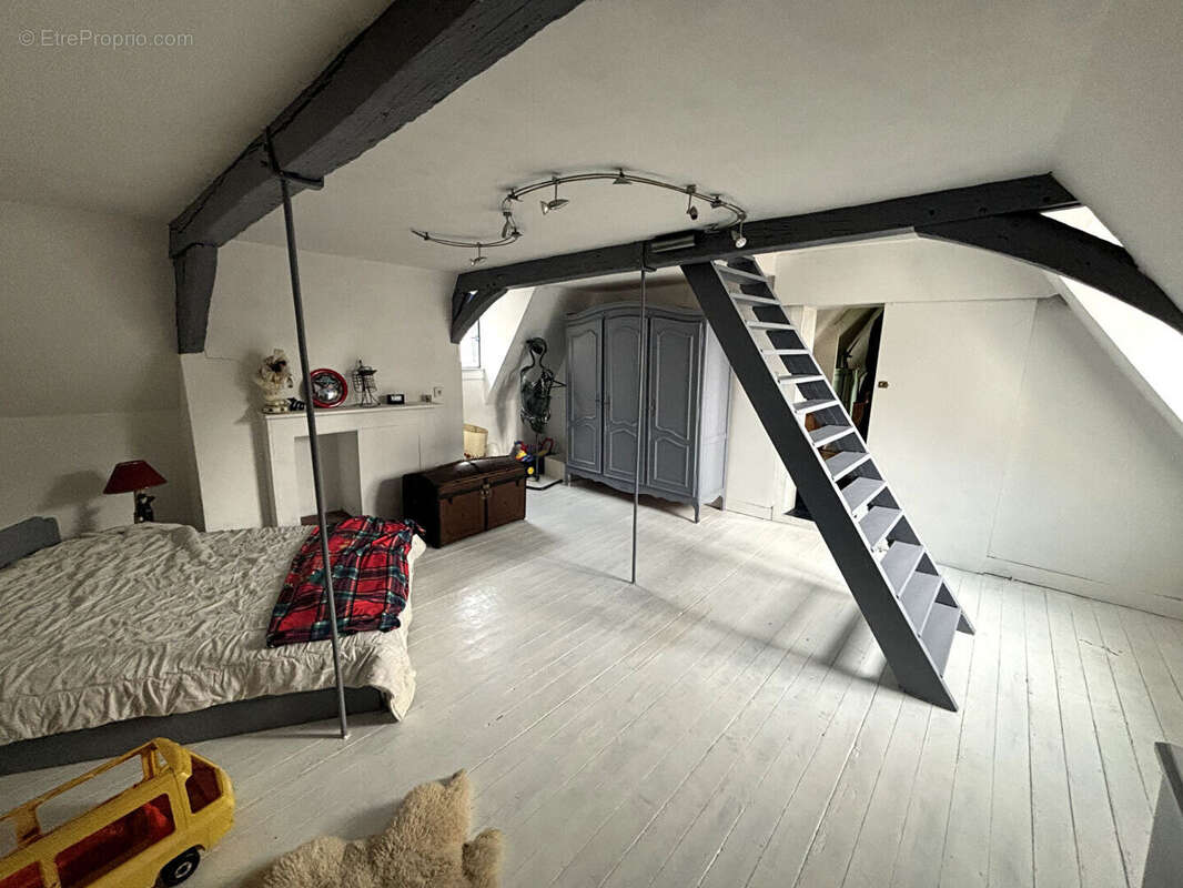 Appartement en triplex hyper centre ville de Valenciennes - photo 12