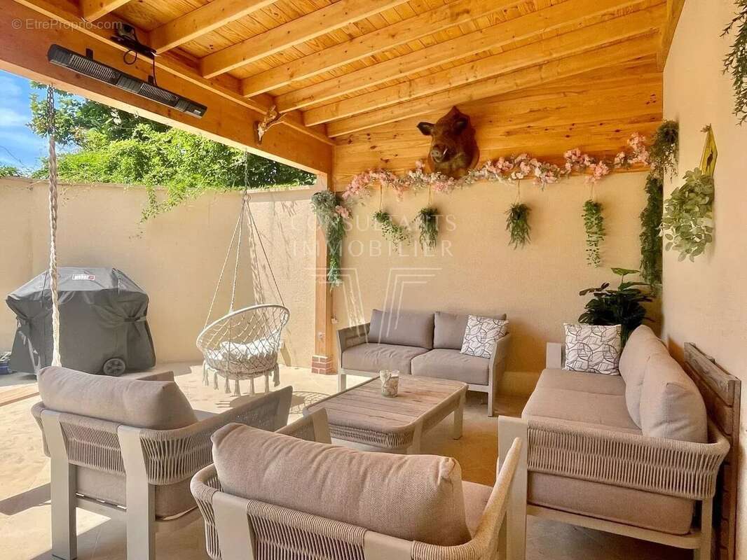 Trouville sur mer residentiel. maison 5 chambres jardin et garage. - photo 6