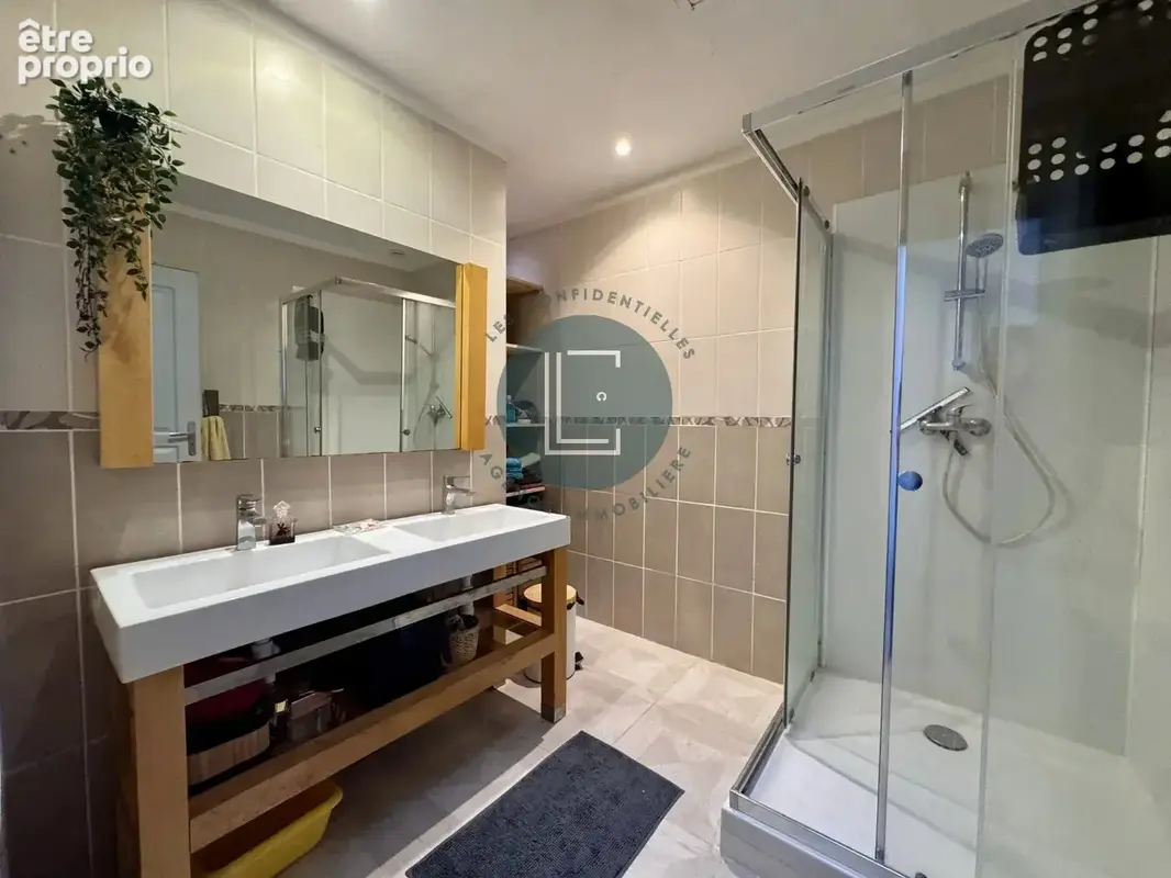 Mauguio centre - T4 89 m² de caractère avec parking privé - photo 12