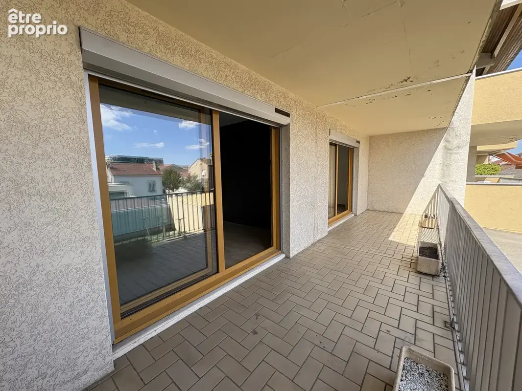 T4 de 86m2 avec terrasse et garage - photo 5