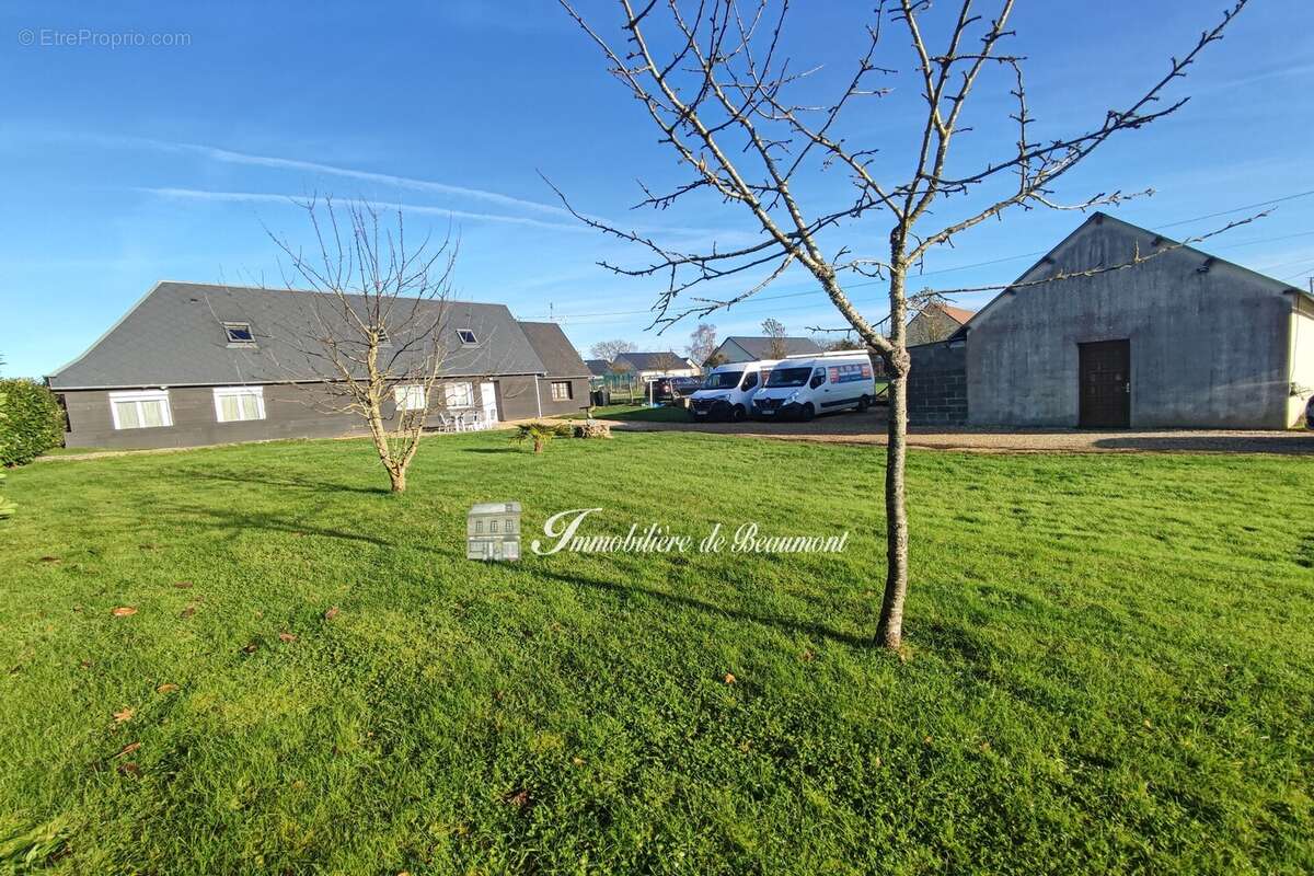 Maison 120 m² à Beaumont-Le-Roger  - photo 2