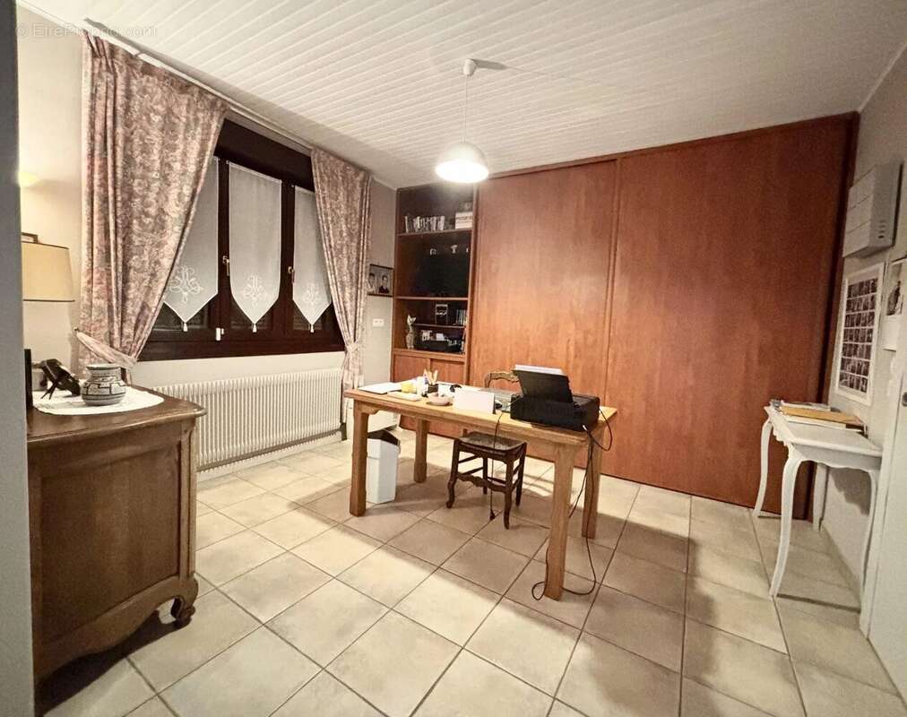 Maison à NEUVILLE-SAINT-VAAST