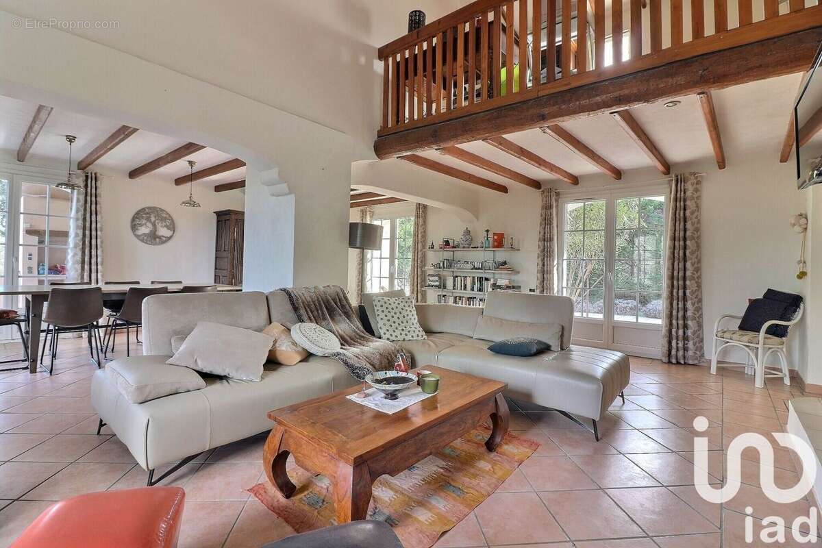 Photo 8 - Maison à BESSE-SUR-ISSOLE