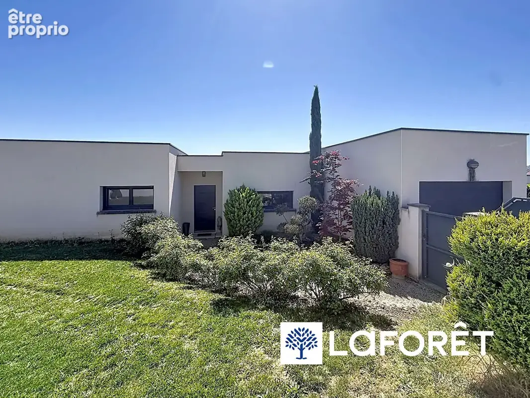 RUY ? Maison contemporaine de plain-pied avec piscine et vue dégagée - photo 7
