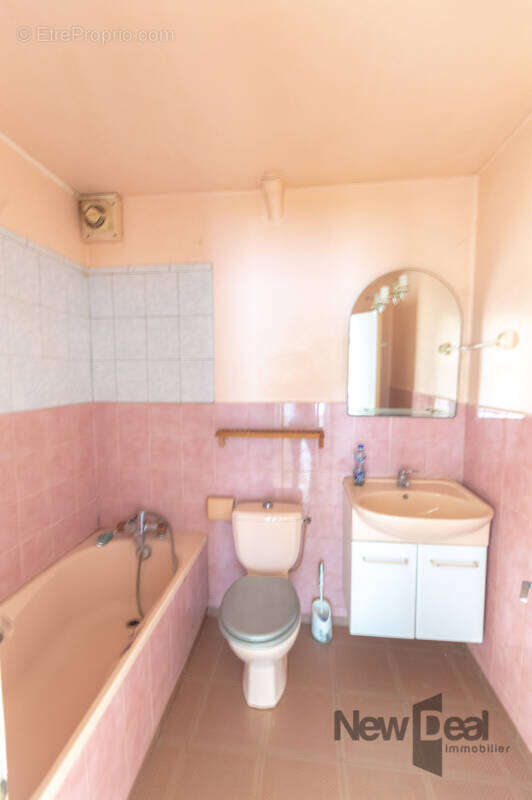 Appartement à VILLE-LA-GRAND