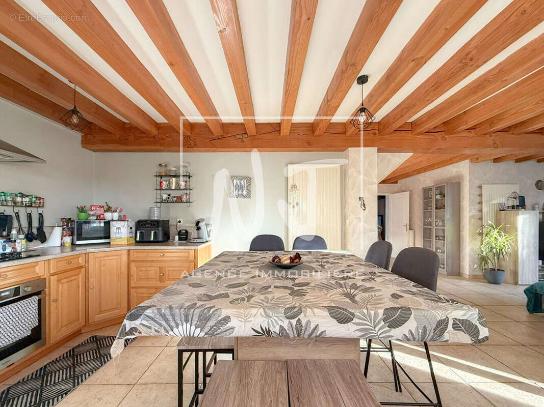 Maison à SAINT-MATHURIN-SUR-LOIRE