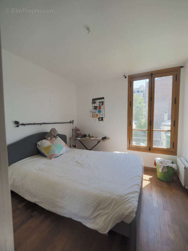 Appartement à PARIS-20E