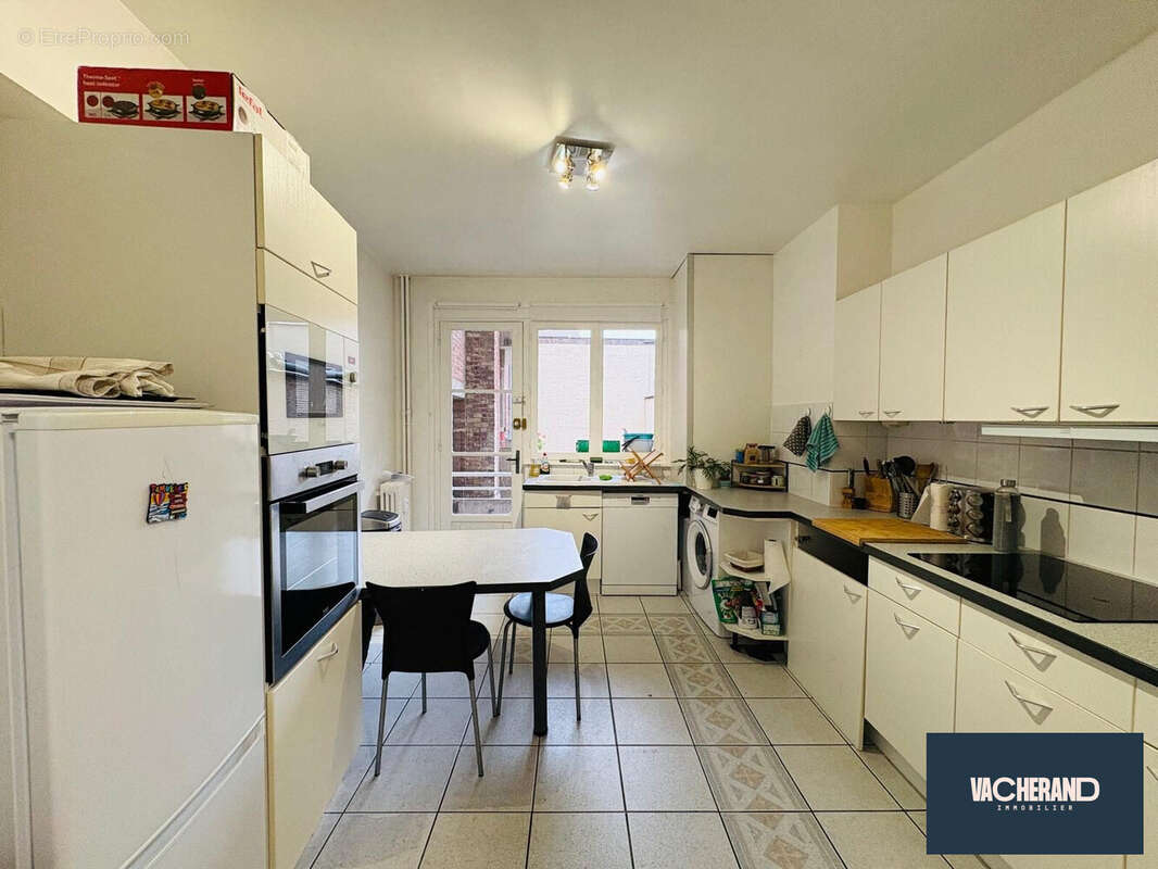 Appartement 70 m² à Lille  - photo 3