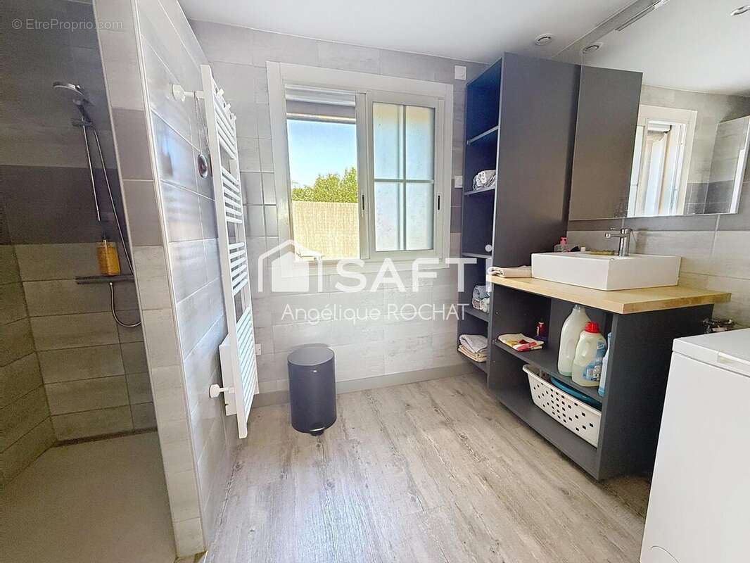 Photo 9 - Maison à ROUJAN