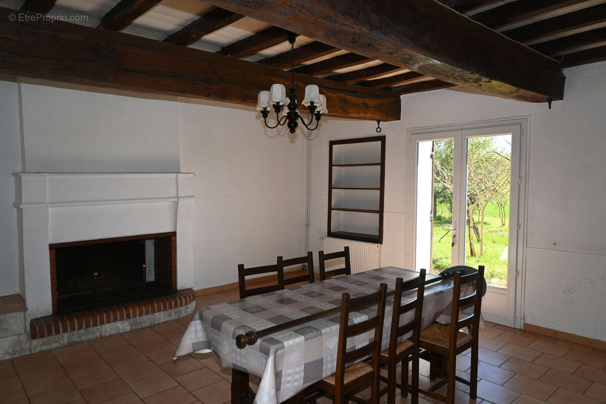 Maison à SAINT-PARDOUX-ISAAC