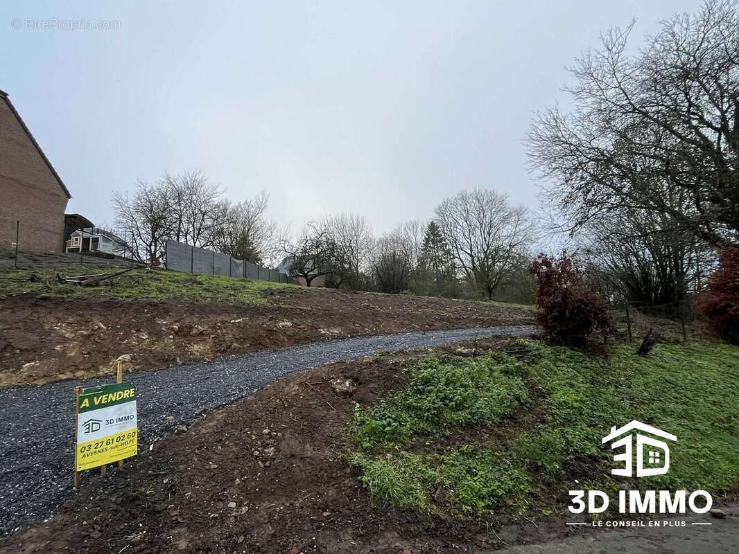 Terrain à ETROEUNGT