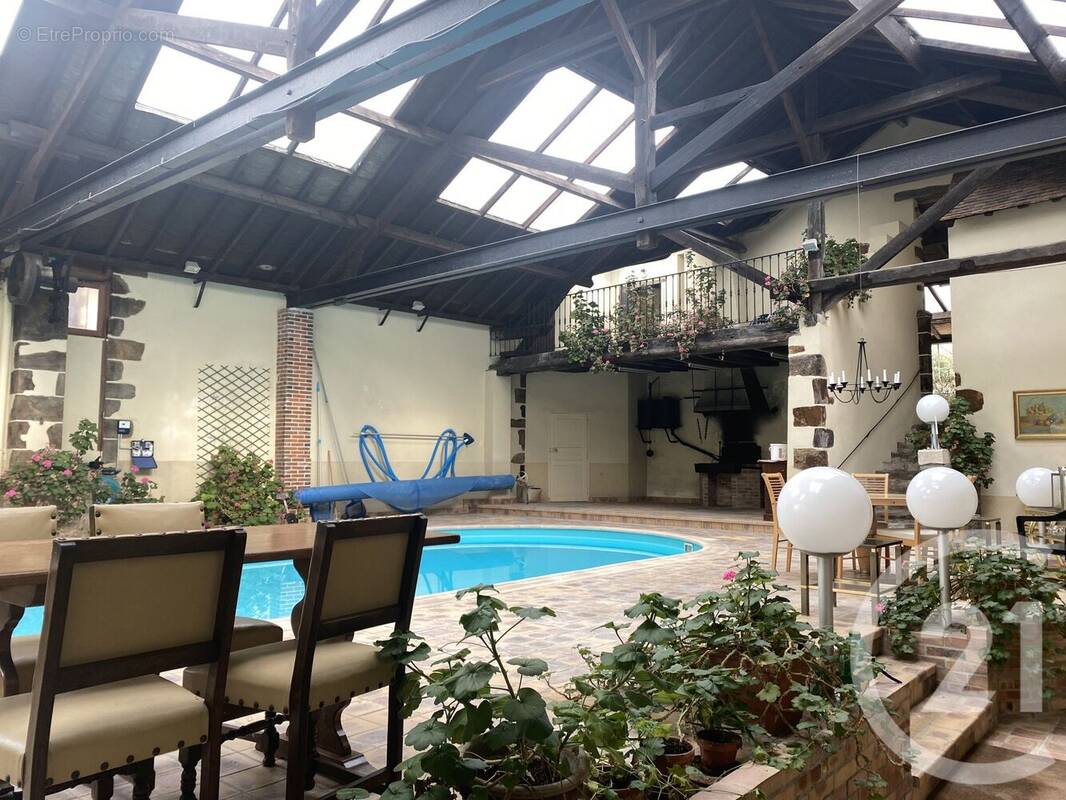 Maison à VAILLY-SUR-SAULDRE