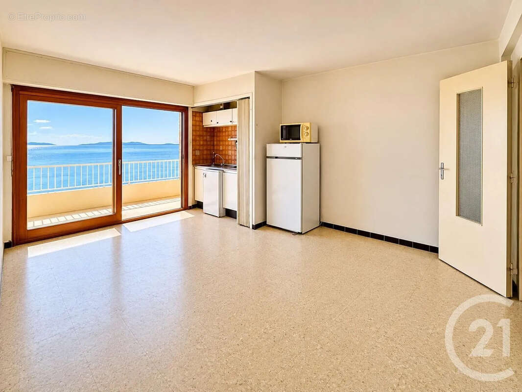Appartement à LE LAVANDOU