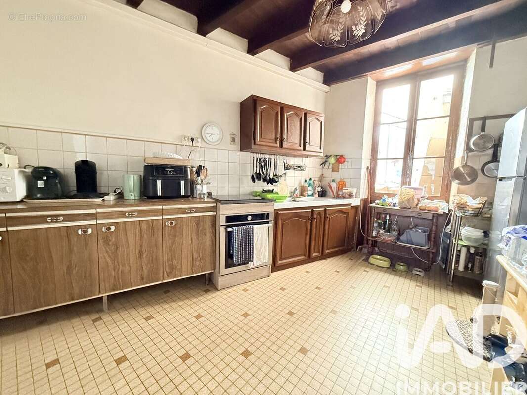 Maison 145 m² à Plassac  - photo 8
