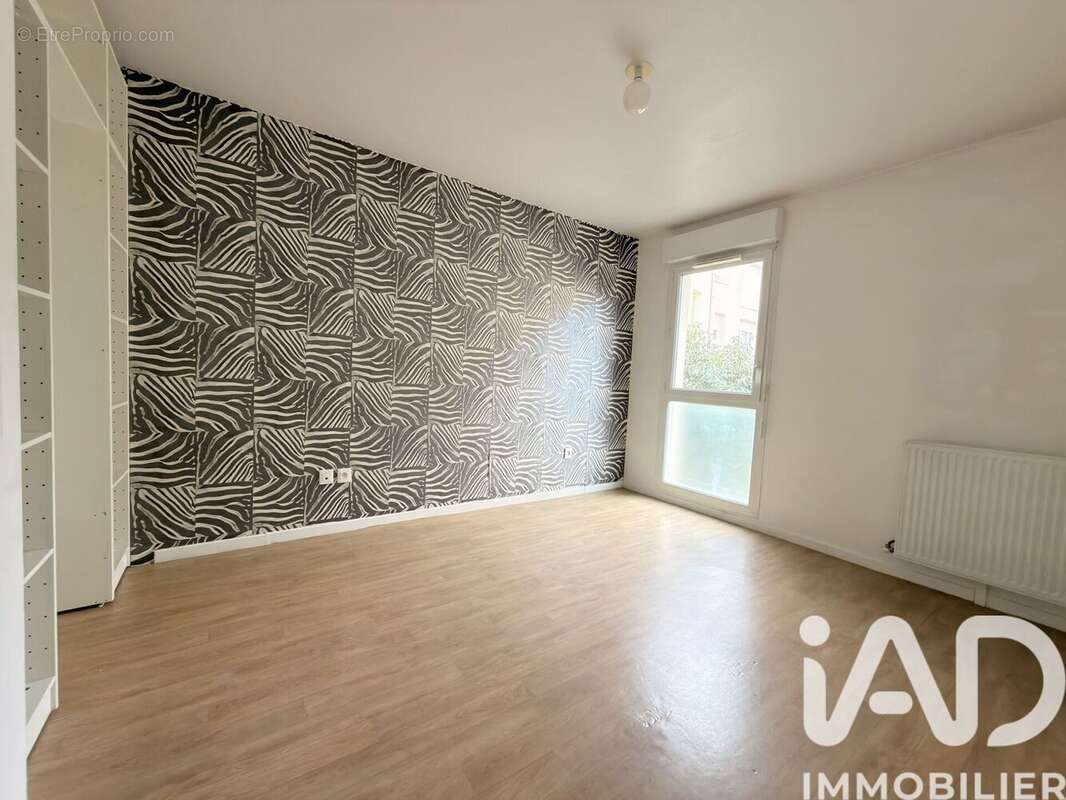 Photo 5 - Appartement à LA COURNEUVE