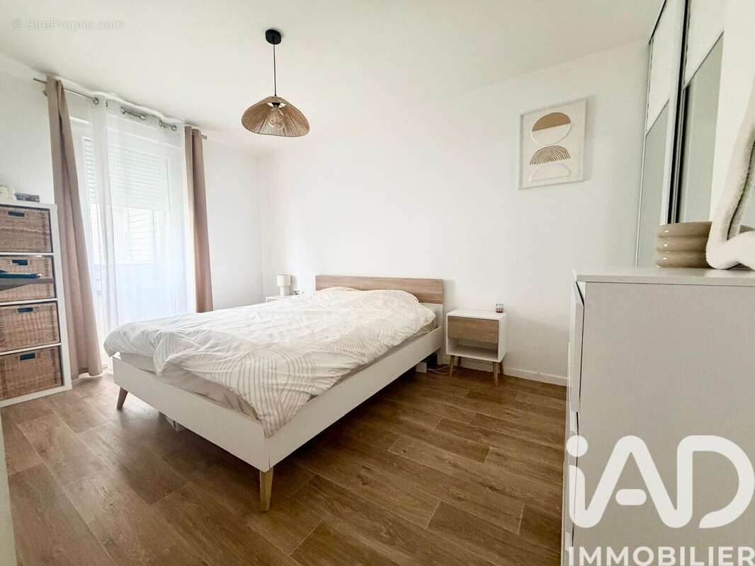 Photo 5 - Appartement à BRIE-COMTE-ROBERT