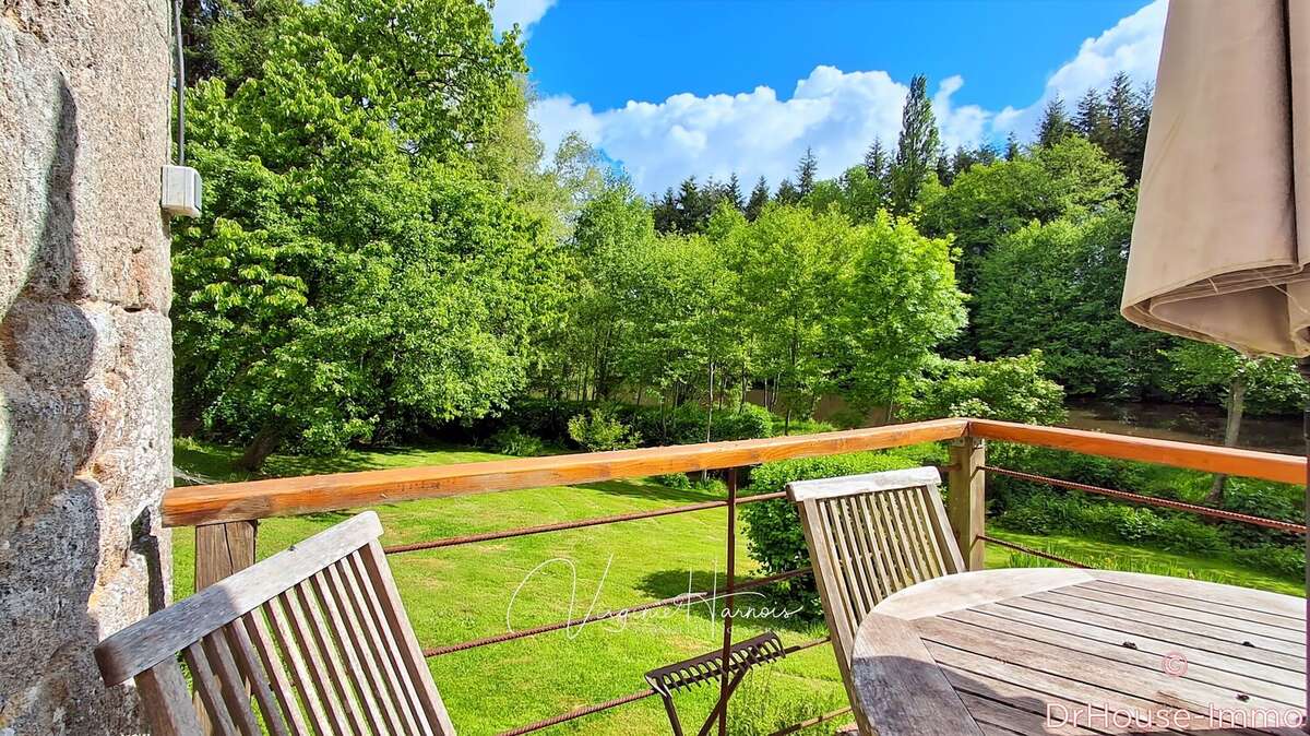 Maison 184 m² à Carrouges  - photo 10