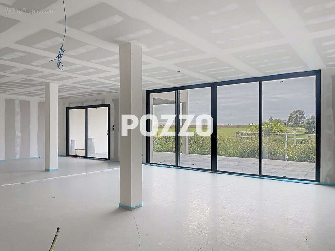 Maison à LUC-SUR-MER