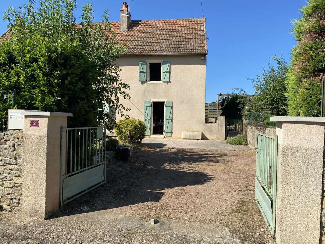 Maison à OYE
