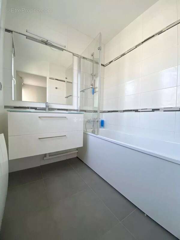 Appartement à SERRIS