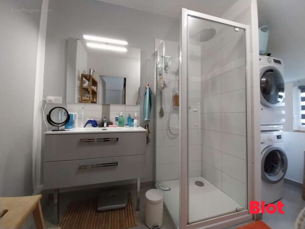 Maison à MINIAC-MORVAN