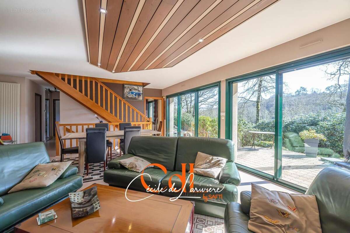 Photo 8 - Maison à LANDIVISIAU