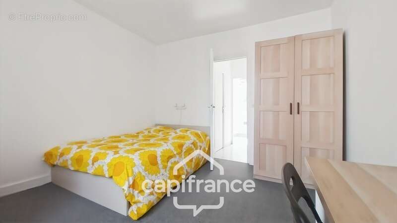 Quartier Mairie - A 3 mn à pied métro Mairie de Montreuil (L9)-A vendre Appartement T1-Traversant -Bien agencé- Calme - photo 2
