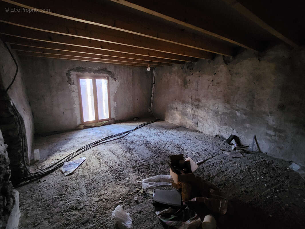 Maison à renover Neschers - photo 5