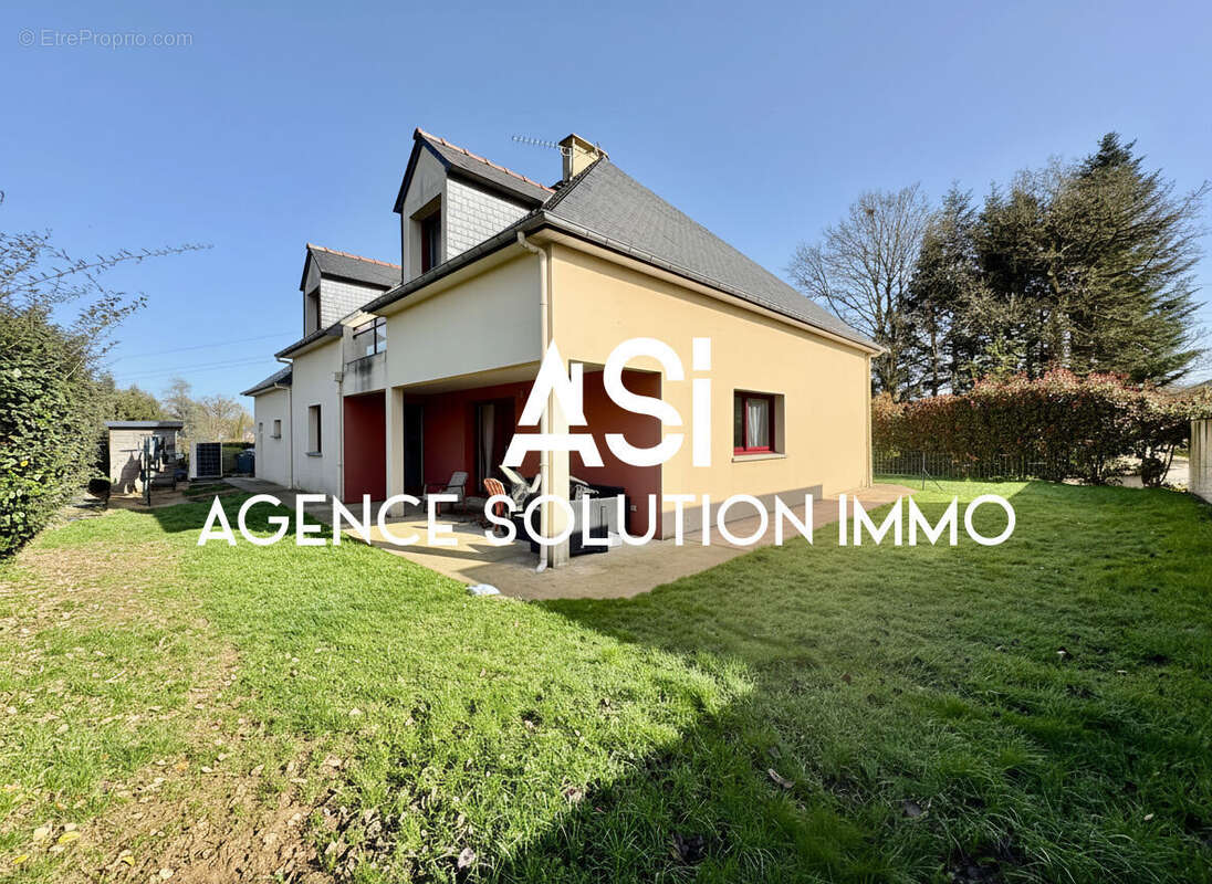 Maison à SAINT-PIERRE-LA-COUR